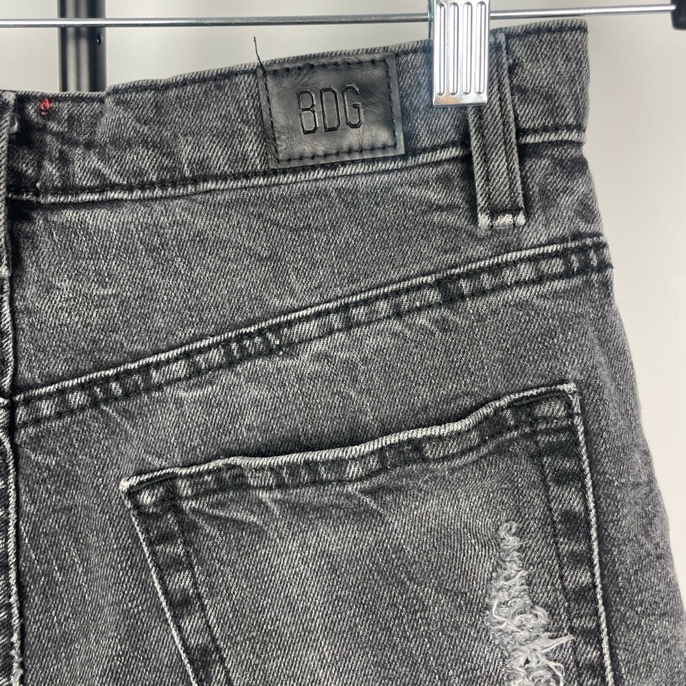 Urban Outfitters BDG‎ Distressed Washed Black Girlfriend High Rise Denim Shorts - Picture 4 of 5
